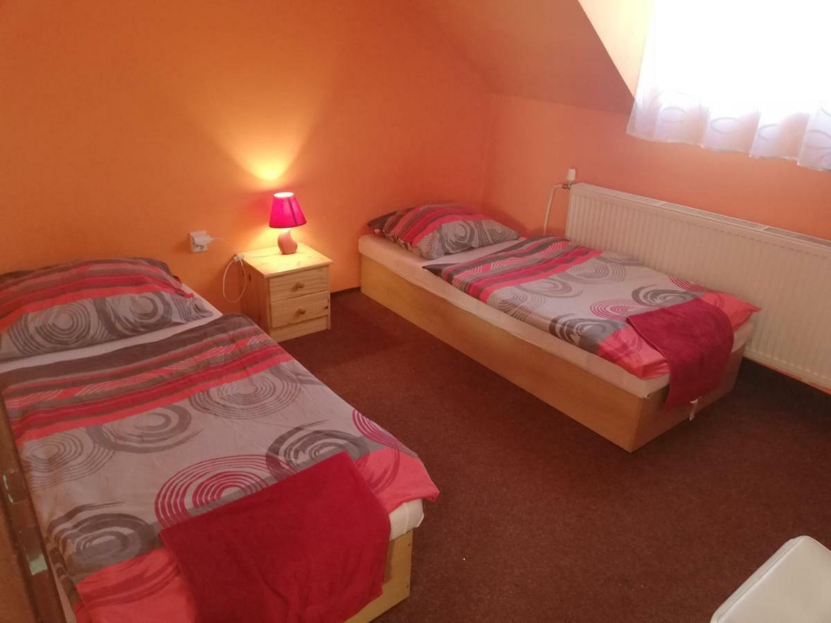 Apartman U Mareka Sucany Экстерьер фото